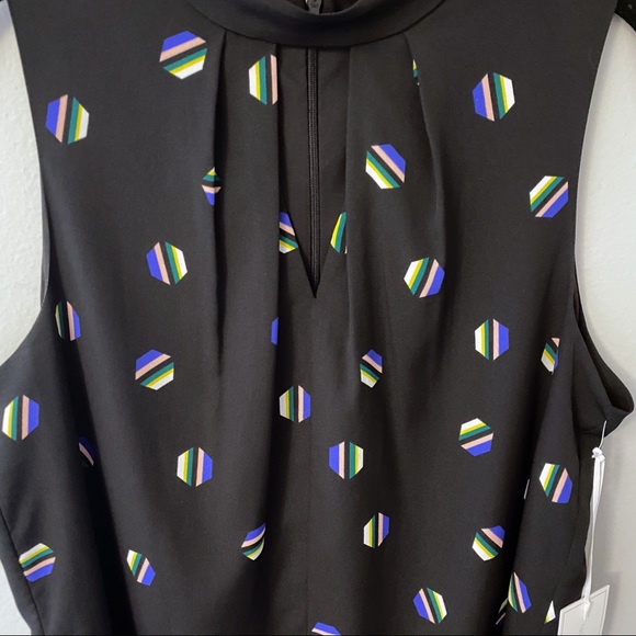 1. State Black Geometric Shift Dress - Picture 3 of 8